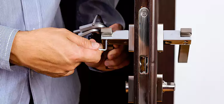 Commercial Door Lock Repair Summit