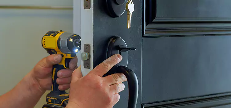 Commercial Door Lock Installation Summit