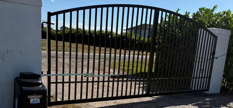 Driveway Fence Repair Summit